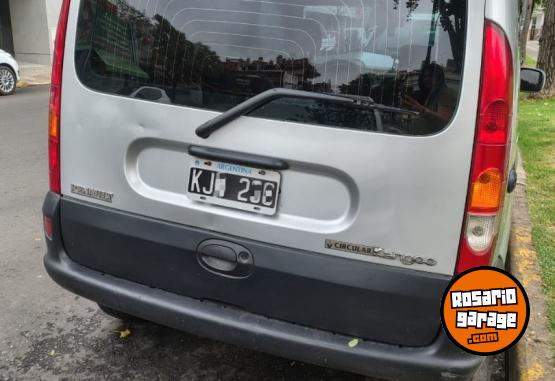 Utilitarios - Renault Kangoo 2011 2011 Diesel 220000Km - En Venta