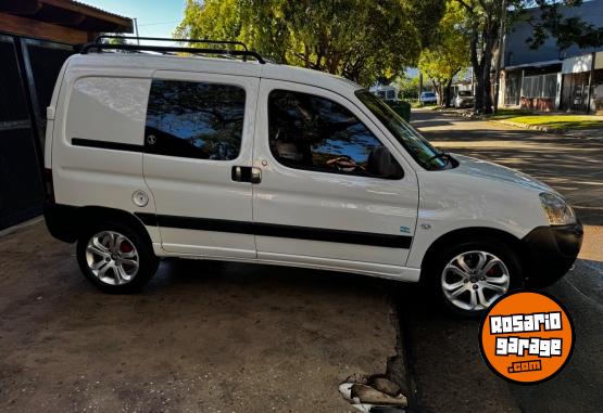 Utilitarios - Citroen Berlingo 2018 Diesel 150000Km - En Venta