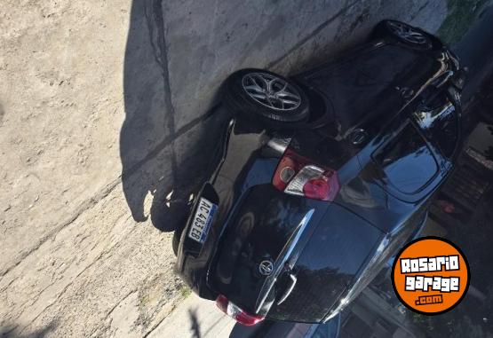 Autos - Toyota Etios 2018 Nafta 102000Km - En Venta