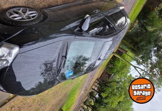 Autos - Toyota Etios 2018 Nafta 102000Km - En Venta