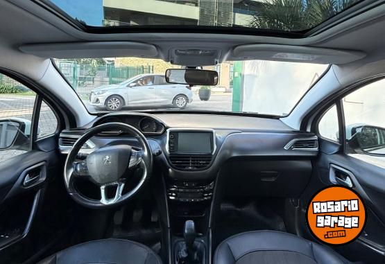 Autos - Peugeot 2008 FELINE 2016 Nafta 130000Km - En Venta