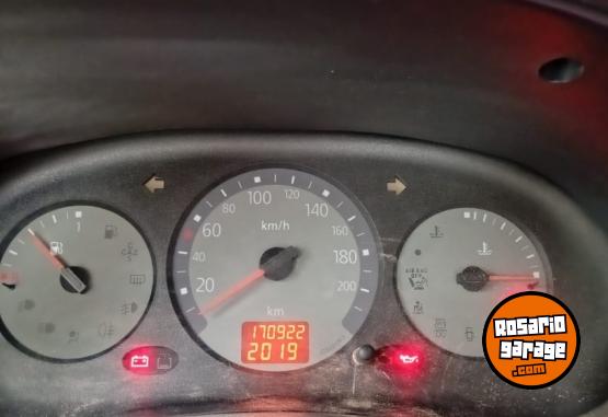 Autos - Renault Clio authentique 1.2 16v 2005 Nafta 170922Km - En Venta