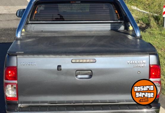 Camionetas - Toyota Hilux 2015 Diesel 220000Km - En Venta