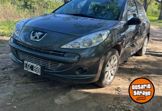 Autos - Peugeot 207 Compac 2012 Nafta 104000Km - En Venta