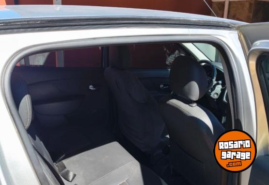 Autos - Renault Sandero 2017 Nafta 70000Km - En Venta