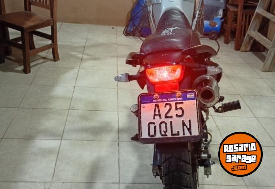 Motos - Motomel Skua 2025 Nafta 11000Km - En Venta