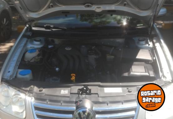 Autos - Volkswagen Bora 2.0 2012 Nafta 137000Km - En Venta