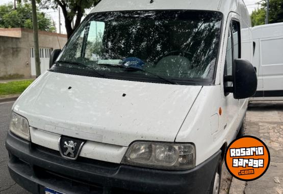 Utilitarios - Peugeot Boxer 2017 Diesel 200000Km - En Venta