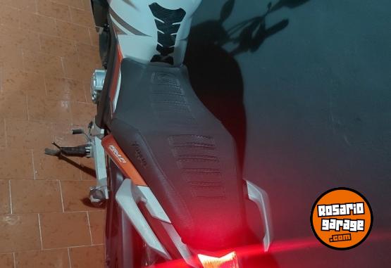 Motos - Honda Twister new 250 2017 Nafta 22000Km - En Venta