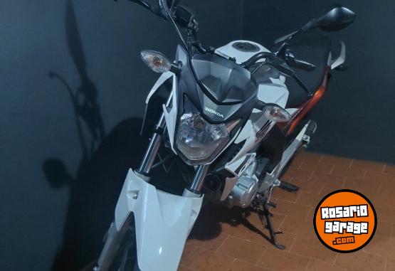 Motos - Honda Twister new 250 2017 Nafta 22000Km - En Venta