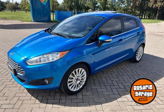 Autos - Ford FIESTA KINETIC  TITANIUM 2015 Nafta 68000Km - En Venta