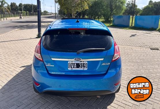 Autos - Ford FIESTA KINETIC  TITANIUM 2015 Nafta 68000Km - En Venta