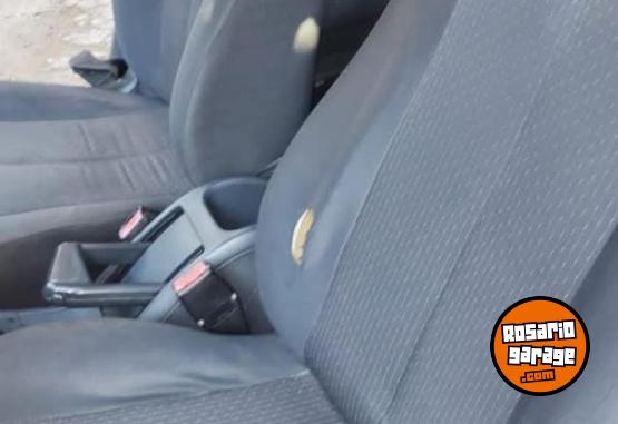 Autos - Renault Megame 2007 Nafta 240000Km - En Venta