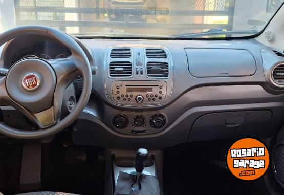 Autos - Fiat Grand Sienna Essence 1.6 2014 Nafta 211470Km - En Venta