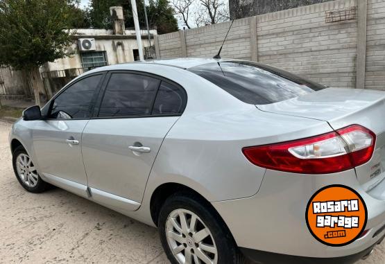 Autos - Renault Fluence 2013 GNC 140000Km - En Venta