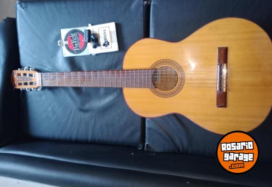 Instrumentos Musicales - Guitarra Criolla - En Venta