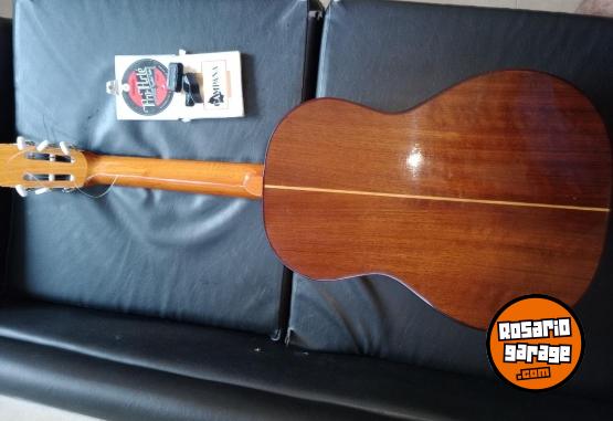 Instrumentos Musicales - Guitarra Criolla - En Venta
