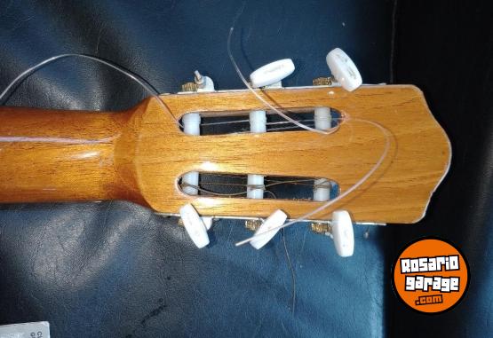 Instrumentos Musicales - Guitarra Criolla - En Venta