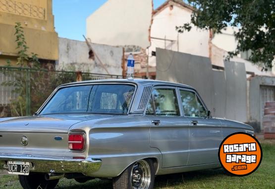 Cl�sicos - Falc�n standard 1982 Nafta - En Venta