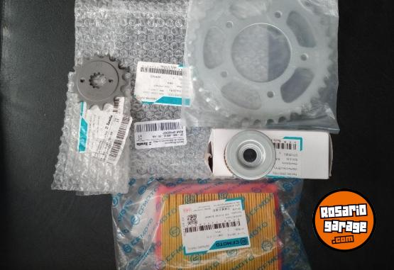 Accesorios para Motos - Kit filtro y transmisi�n CF NK300 - En Venta