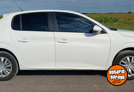 Autos - Peugeot 208 LIKE PACK 1.6L 2022 Nafta 40700Km - En Venta