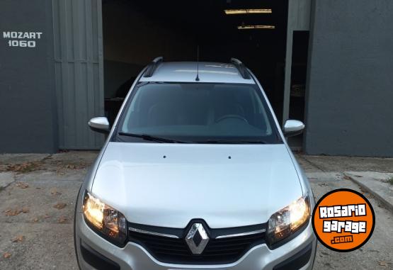 Autos - Renault Sandero 2015 Nafta 49000Km - En Venta