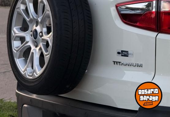 Autos - Ford Ecosport Titanium 2023 Nafta 60000Km - En Venta