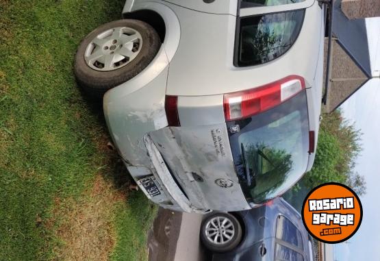 Autos - Chevrolet Meriva 2004 GNC 280000Km - En Venta