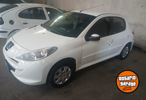 Autos - Peugeot 2014 2014 GNC 140000Km - En Venta