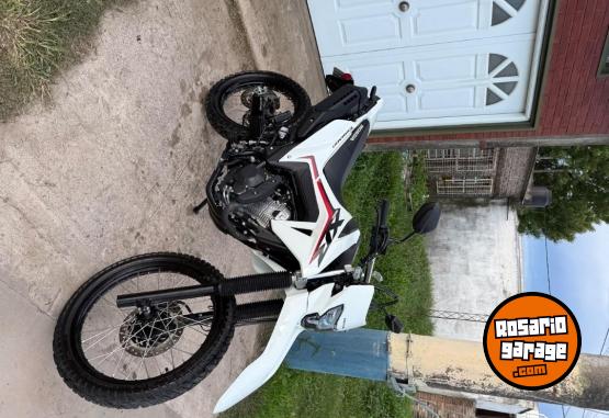 Motos - Honda Xr 300 2024 Nafta 4500Km - En Venta