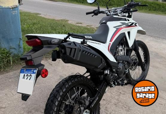 Motos - Honda Xr 300 2024 Nafta 4500Km - En Venta