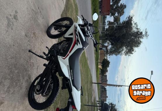 Motos - Honda Xr 300 2024 Nafta 4500Km - En Venta