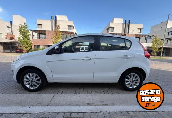 Autos - Fiat Palio attractive 2014 GNC 185000Km - En Venta