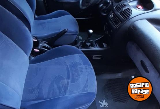 Autos - Peugeot 206 2005 Diesel 186000Km - En Venta