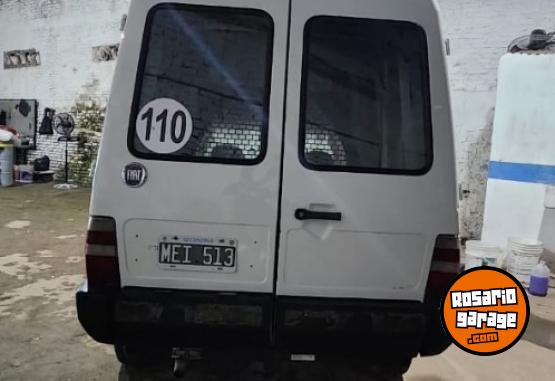 Utilitarios - Fiat Fiorino 2013 GNC 111111Km - En Venta