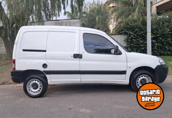 Utilitarios - Citroen Berlingo 2024 Diesel 46000Km - En Venta