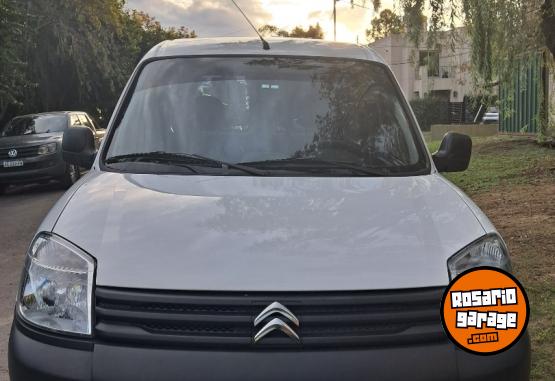 Utilitarios - Citroen Berlingo 2024 Diesel 46000Km - En Venta