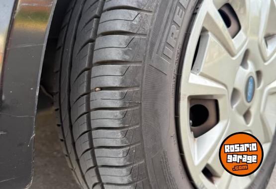 Autos - Ford KA 2011 Nafta 150000Km - En Venta