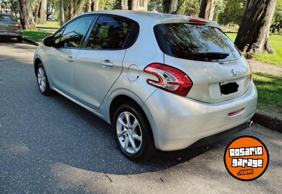 Autos - Peugeot 208 Allure plus onetouch 2013 Nafta 111Km - En Venta