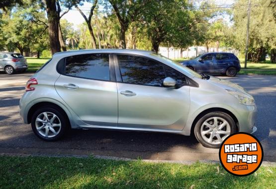 Autos - Peugeot 208 Allure plus onetouch 2013 Nafta 111Km - En Venta