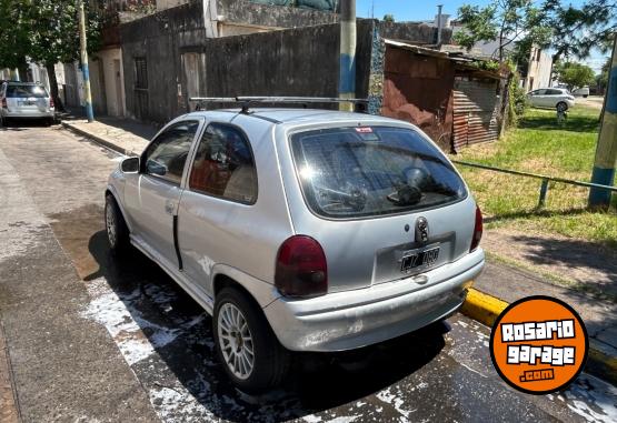 Autos - Chevrolet Corsa 3 puertas 1998 GNC 230000Km - En Venta