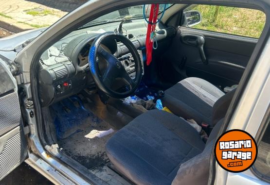 Autos - Chevrolet Corsa 3 puertas 1998 GNC 230000Km - En Venta