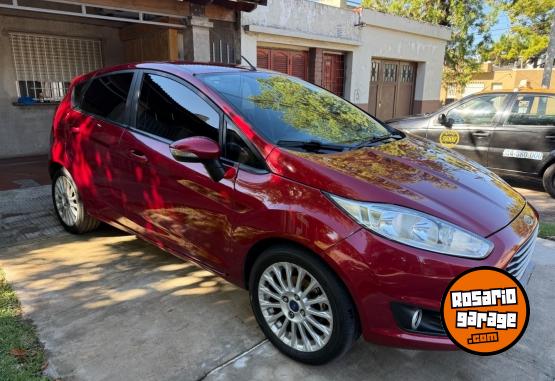 Autos - Ford Fiesta Kinetic 2014 Nafta 147500Km - En Venta