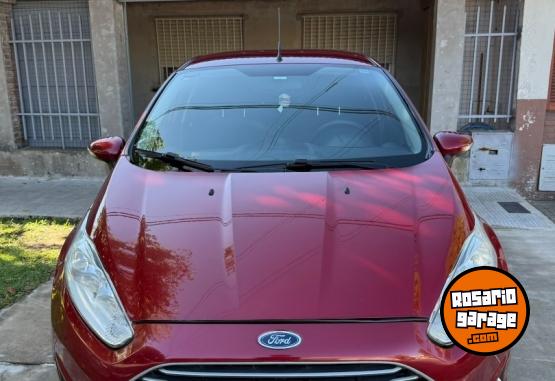 Autos - Ford Fiesta Kinetic 2014 Nafta 147500Km - En Venta