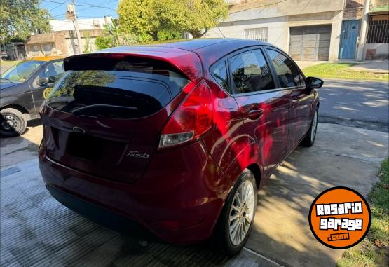 Autos - Ford Fiesta Kinetic 2014 Nafta 147500Km - En Venta
