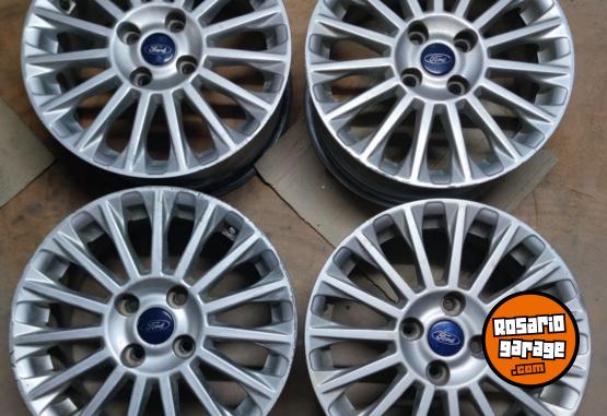 Accesorios para Autos - Llantas 16" Ford Fiesta Kinetic Impecables $480.000 las 4. NO BAJO PRECIO - En Venta