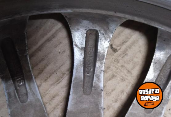 Accesorios para Autos - Llantas 16" Ford Fiesta Kinetic Impecables $480.000 las 4. NO BAJO PRECIO - En Venta