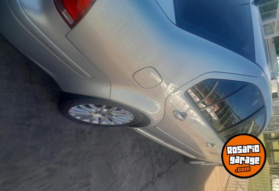 Autos - Volkswagen BORA 1.8 T 2010 Nafta 120000Km - En Venta