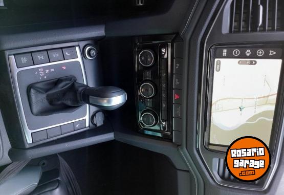 Camionetas - Volkswagen AMAROK v6 2025 Diesel 9700Km - En Venta