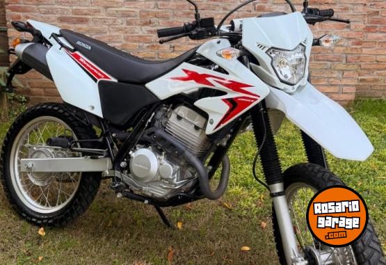 Motos - Honda Nuevo 2024 Nafta 6500Km - En Venta